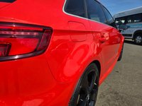 USED 2018 18 AUDI RS3 2.5 TFSI Sportback 5dr Petrol S Tronic quattro Euro 6 (s/s) (400 ps) SOMETHING VERY SPECIAL, JUST ARRIVED ON SITE+FINISHED IN STUNNING CATALUNYA METALLIC RED PAINT+LOADED WITH EXTRAS+4 WHEEL DRIVE+JUST 2 FORMER KEEPERS+SERVICE HISTORY+FULL LEATHER INTERIOR AND FRONT SPORTS SEATS WITH FINE NAPPA LEATHER AND EMBOSSED RS LOGO IN BLACK+RS SPORT EXHAUST SYSTEM+PRIVACY GLASS+UPGRADED BREAK CALIPERS IN RED WITH RS LOGO+SATELLITE NAVIGATION+PARK ASSIST+CLIMATE CONTROL+19 INCH ALLOY WHEELS+AN ABSOLUTELY OUTSTANDING VEHICLE THAT IS READY TO DRIVE AWAY TODAY!!!!!!!!!!!!!!!!