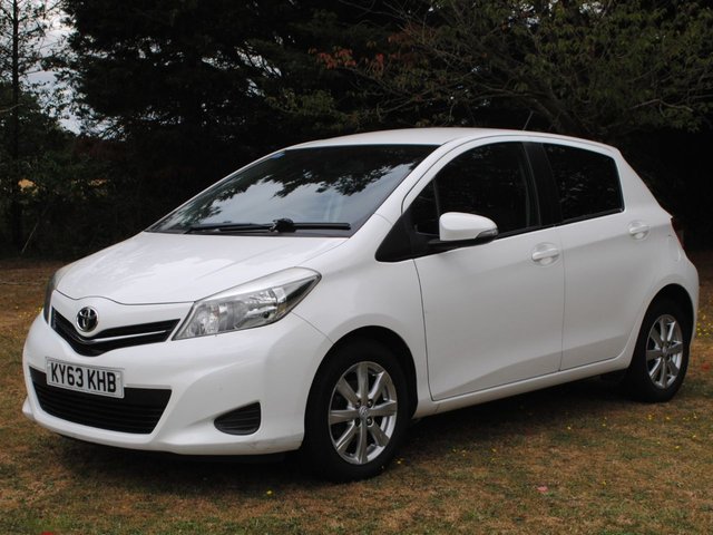 2013 63 Toyota Yaris 1.0 VVT-i TR Hatchback 5dr Petrol Manual Euro 5 (69 ps)