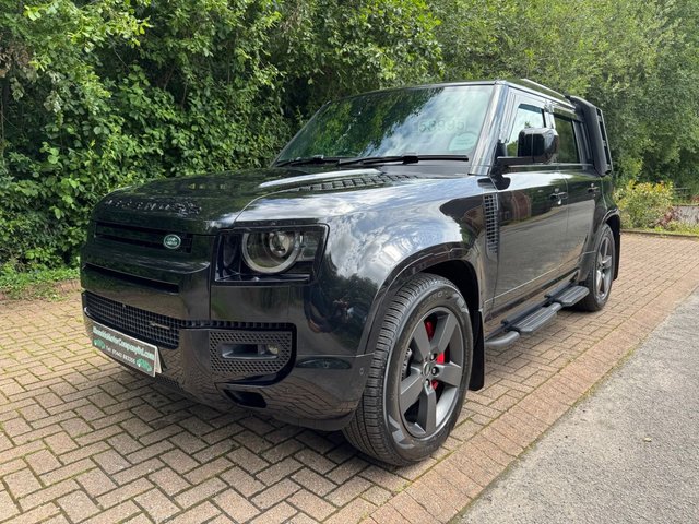 View our LAND ROVER DEFENDER
