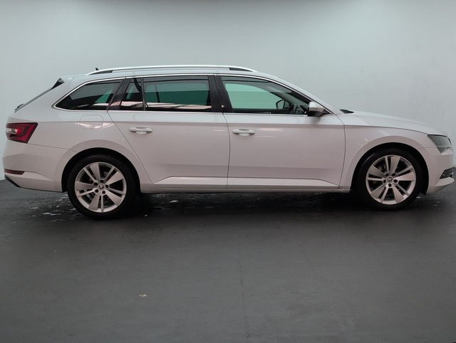 USED 2016 16 Skoda Superb 2.0 TDI SE L Executive Estate 5dr Diesel Manual Euro 6 (s/S) (150 Ps) - Sat Nav, Leather, Privacy