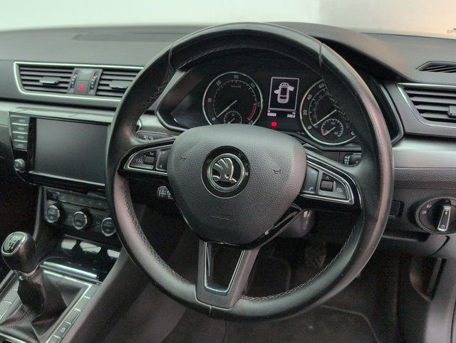 USED 2016 16 Skoda Superb 2.0 TDI SE L Executive Estate 5dr Diesel Manual Euro 6 (s/S) (150 Ps) - Sat Nav, Leather, Privacy