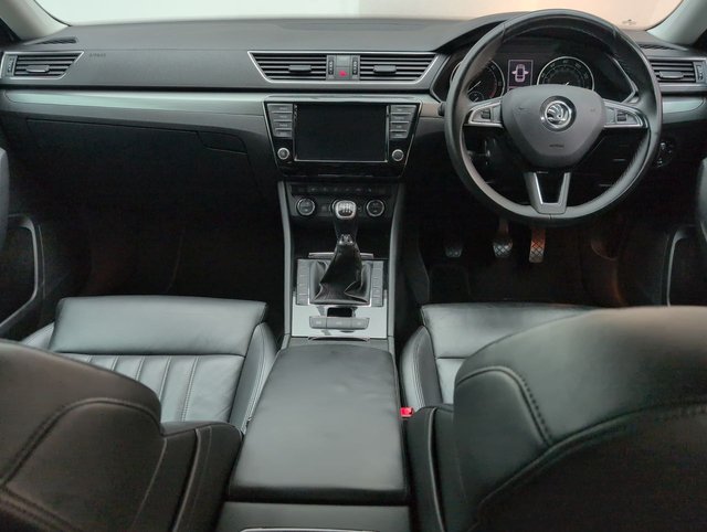 USED 2016 16 Skoda Superb 2.0 TDI SE L Executive Estate 5dr Diesel Manual Euro 6 (s/S) (150 Ps) - Sat Nav, Leather, Privacy