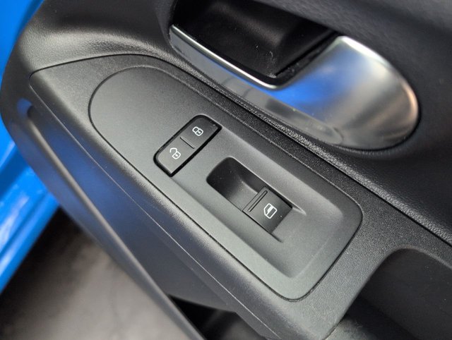 USED 2014 64 Volkswagen Up! 1.0 Move Up! Hatchback 5dr Petrol Manual Euro 5 (60 Ps) - Air Con, Dab, Privacy