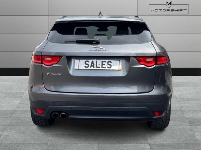 2018 JAGUAR F-PACE - Photo 10