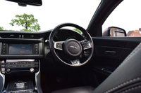 USED 2016 66 JAGUAR XF 3.0 V6 S Saloon 4dr Petrol Auto Euro 6 (s/s) (380 ps) PANORAMIC ROOF / REAR CAMERA
