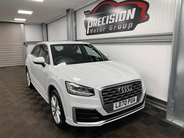 2020 AUDI Q2 (2020)