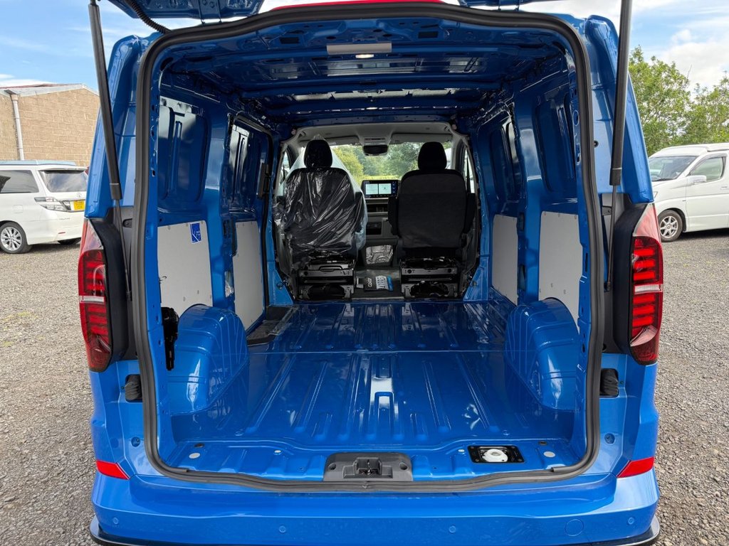 USED 2025 25 VOLKSWAGEN TRANSPORTER 2.0 TDI T30 Commerce Plus Panel Van 5dr Diesel Auto FWD SWB Euro 6 (s/s) (150 ps) NEW T7+FULL BODY KIT+20"AW+BIG SPEC