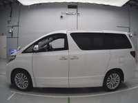 USED 2010 TOYOTA VELLFIRE TOYOTA VELLFIRE 2.4 AUTOMATIC IDEAL FOR CAMPER VAN CONVERSION IDEAL FOR CONVERSION