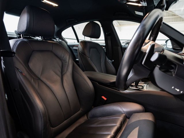 2022 BMW 5 Series 2L M Sport 4dr - Photo 5