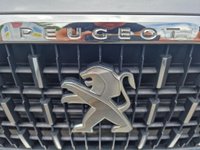 USED 2019 69 PEUGEOT 2008 1.2 PureTech Allure Premium EAT Euro 6 (s/s) 5dr TWO OWNERS/SAT NAV/AUTOMATIC