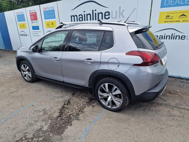 2019 PEUGEOT 2008 - Photo 7