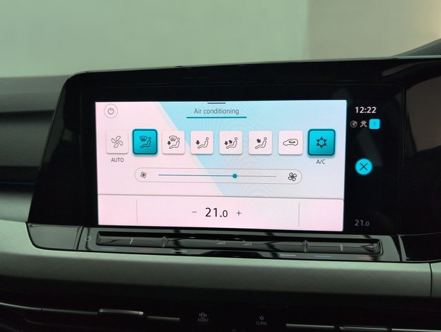 USED 2020 70 Volkswagen Golf 1.5 TSI Life Hatchback 5dr Petrol Manual Euro 6 (s/S) (130 Ps) - Cruise, Privacy, Air Con