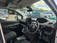 USED 2020 20 PEUGEOT PARTNER 1.5 BlueHDi 950 Pro LWB Crew Van 5 Seater white with 56,500 miles, 1 owner, ULEZ compliant Euro 6, 5-speed manual, A/C, Bluetooth & more +VAT @ 20% With only one previous owner and low mileage for its age at 56,500 miles, this 2020 Peugeot Partner 1.5 BlueHDi 950 Professional Long Panel Van LWB Euro 6 6dr is a reliable and efficient workhorse. The Partner, in its BlueHDi 950 Professional variant and Professional trim, is powered by a 1.5L diesel engine and meets Euro 6 emission standards. It comes equipped with practical features such as offside and twin sliding side doors for easy access, an 8in capacitive colour touchscreen with Connect D