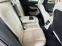 USED 2021 71 VOLVO XC40 1.5h T5 Twin Engine Recharge 10.7kWh Inscription Pro SUV 5dr Petrol Plug-in Hybrid Auto Euro 6 (s/s) (262 ps) 360 CAMERA | ELECTRIC FRONT SEATS