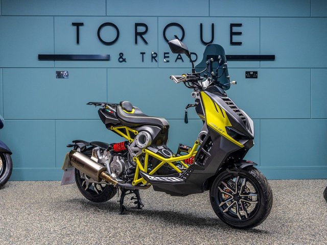 2023 73 Italjet Dragster 125 125 Scooter 