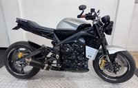USED 2012 62 TRIUMPH STREET TRIPLE 675 STREETFIGHTER CUSTOMISED - 1 OWNER COMES WITH NEW MOT AND WARRANTY