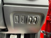USED 2017 17 RENAULT CAPTUR 1.5 dCi ENERGY Signature Nav SUV 5dr Diesel Auto Euro 6 (s/s) (90 ps) FRESH SERVICE+12 MONTHS MOT+TIMING BELT DONE