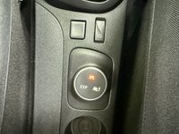 USED 2017 17 RENAULT CAPTUR 1.5 dCi ENERGY Signature Nav SUV 5dr Diesel Auto Euro 6 (s/s) (90 ps) FRESH SERVICE+12 MONTHS MOT+TIMING BELT DONE