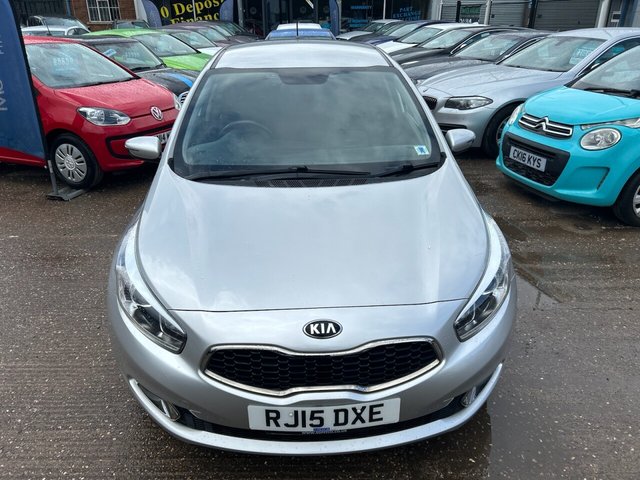 2015 KIA CEED 1.6 CRDi 2 Hatchback 5dr Diesel Auto Euro 5 (126 bhp) - Photo 8