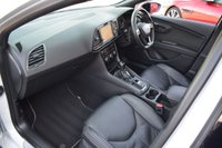 USED 2018 F SEAT LEON 2.0 TSI Cupra 300 Hatchback 5dr Petrol DSG Euro 6 (s/s) (300 ps) PAN ROOF / LEATHER / REVO 19"