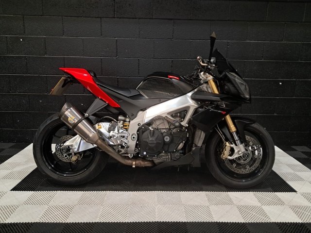 View our APRILIA TUONO 1000 V4
