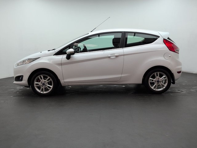 USED 2016 66 Ford Fiesta 1.25 Zetec Hatchback 3dr Petrol Manual Euro 6 (82 Ps) Hill Start Assist+tinted Glass