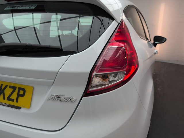 USED 2016 66 Ford Fiesta 1.25 Zetec Hatchback 3dr Petrol Manual Euro 6 (82 Ps) Hill Start Assist+tinted Glass