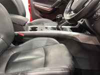 USED 2016 16 RENAULT KADJAR 1.6 dCi Signature Nav SUV 5dr Diesel Manual 4WD Euro 6 (s/s) (130 ps) Hosting a high specification , Detachable Towbar, Glass Panoramic Roof, Bose Edition