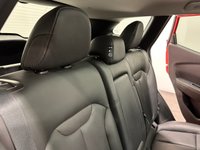 USED 2016 16 RENAULT KADJAR 1.6 dCi Signature Nav SUV 5dr Diesel Manual 4WD Euro 6 (s/s) (130 ps) Hosting a high specification , Detachable Towbar, Glass Panoramic Roof, Bose Edition