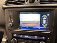 USED 2016 16 RENAULT KADJAR 1.6 dCi Signature Nav SUV 5dr Diesel Manual 4WD Euro 6 (s/s) (130 ps) Hosting a high specification , Detachable Towbar, Glass Panoramic Roof, Bose Edition