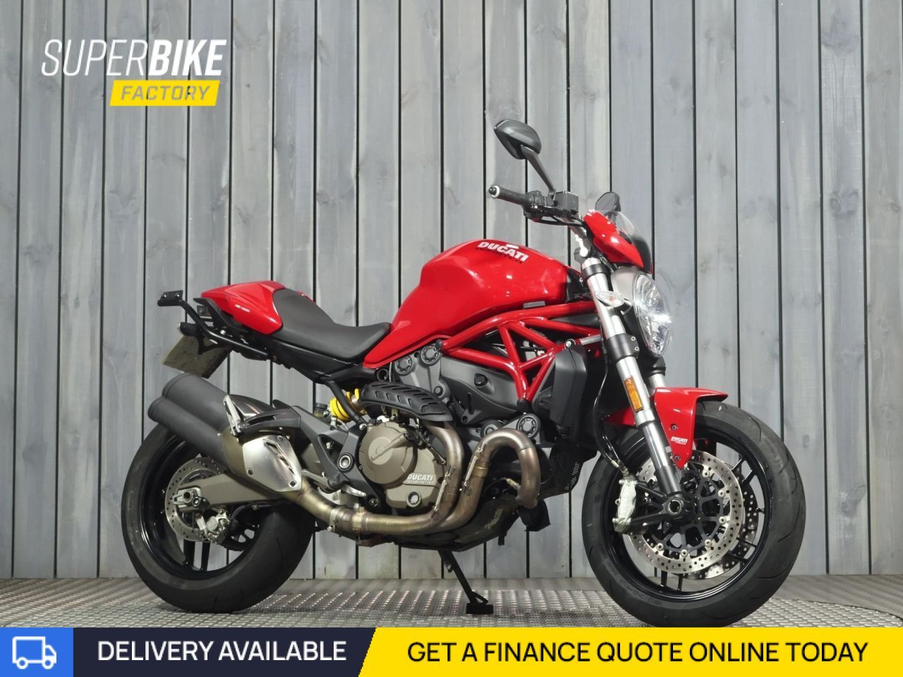 DUCATI MONSTER 821MONSTER 821