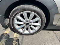 USED 2017 17 MINI CLUBMAN 2.0 Cooper D Estate 6dr Diesel Auto Euro 6 (s/s) (150 ps) FULL LEAHTER TRIM + CRUISE CONTROL + FRONT HEATED SEATS + DUAL CLIMATE CONTROL + SAT NAV + START STOP + BLUETOOTH + 17" ALLOYS + PARKING AID +