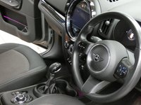 USED 2021 21 MINI COUNTRYMAN 1.5 10kWh Cooper SE Classic SUV 5dr Petrol Plug-in Hybrid Auto ALL4 Euro 6 (s/s) (222 ps) SPECIAL OFFER 12 MONTHS WARRANTY INCLUDING PHEV BATTERY SAT NAV BLUETOOTH CRUISE CONTROL PARKING SENSORS 1 OWNER SERVICE HISTORY WARRANTY