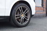 USED 2018 18 PORSCHE CAYENNE 3.0T V6 SUV 5dr Petrol TiptronicS 4WD Euro 6 (s/s) (340 ps) PAN ROOF / BOSE / SOFT CLOSE