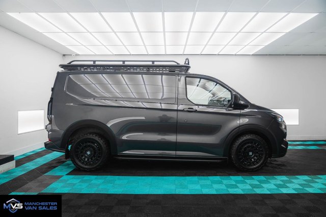 2024 Ford Transit Custom 2L Limited 5dr - Photo 5