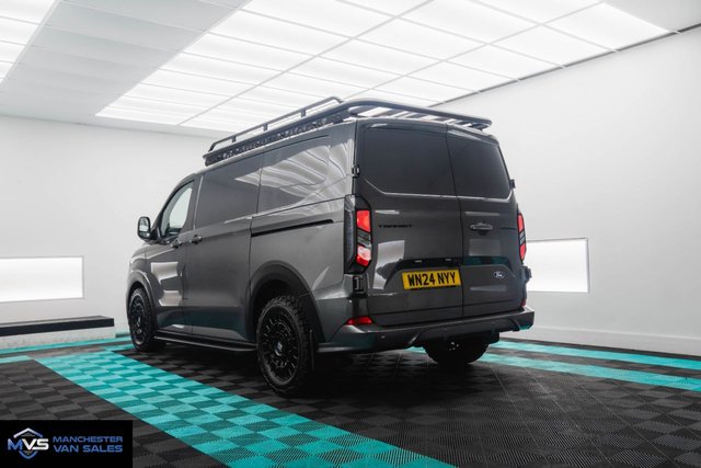 2024 Ford Transit Custom 2L Limited 5dr - Photo 8
