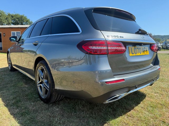 2020 Mercedes-Benz E-CLASS - Photo 7