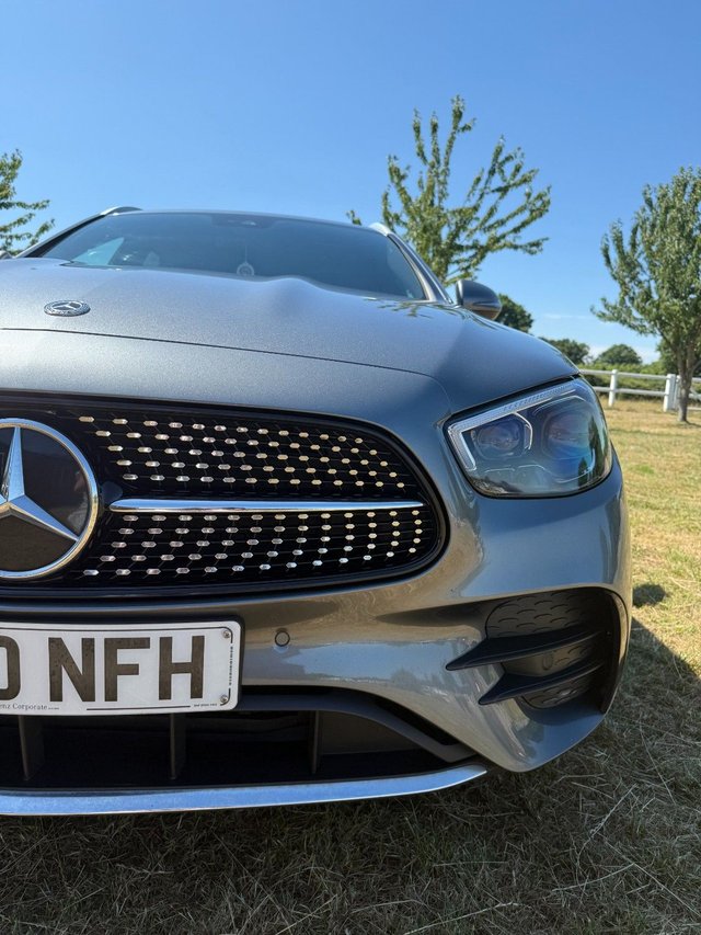 2020 Mercedes-Benz E-CLASS - Photo 12