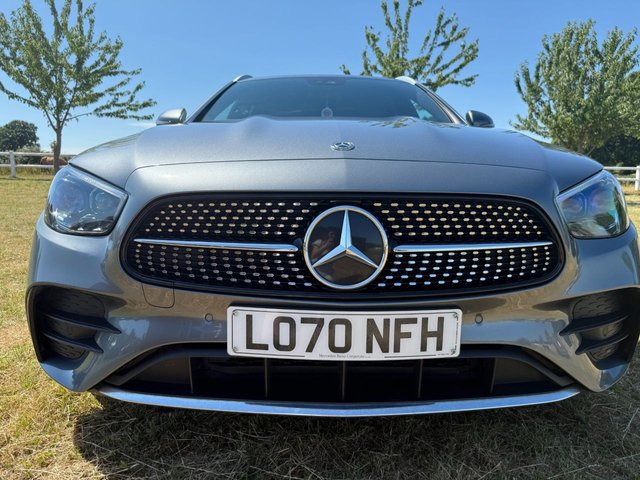 2020 Mercedes-Benz E-CLASS - Photo 2