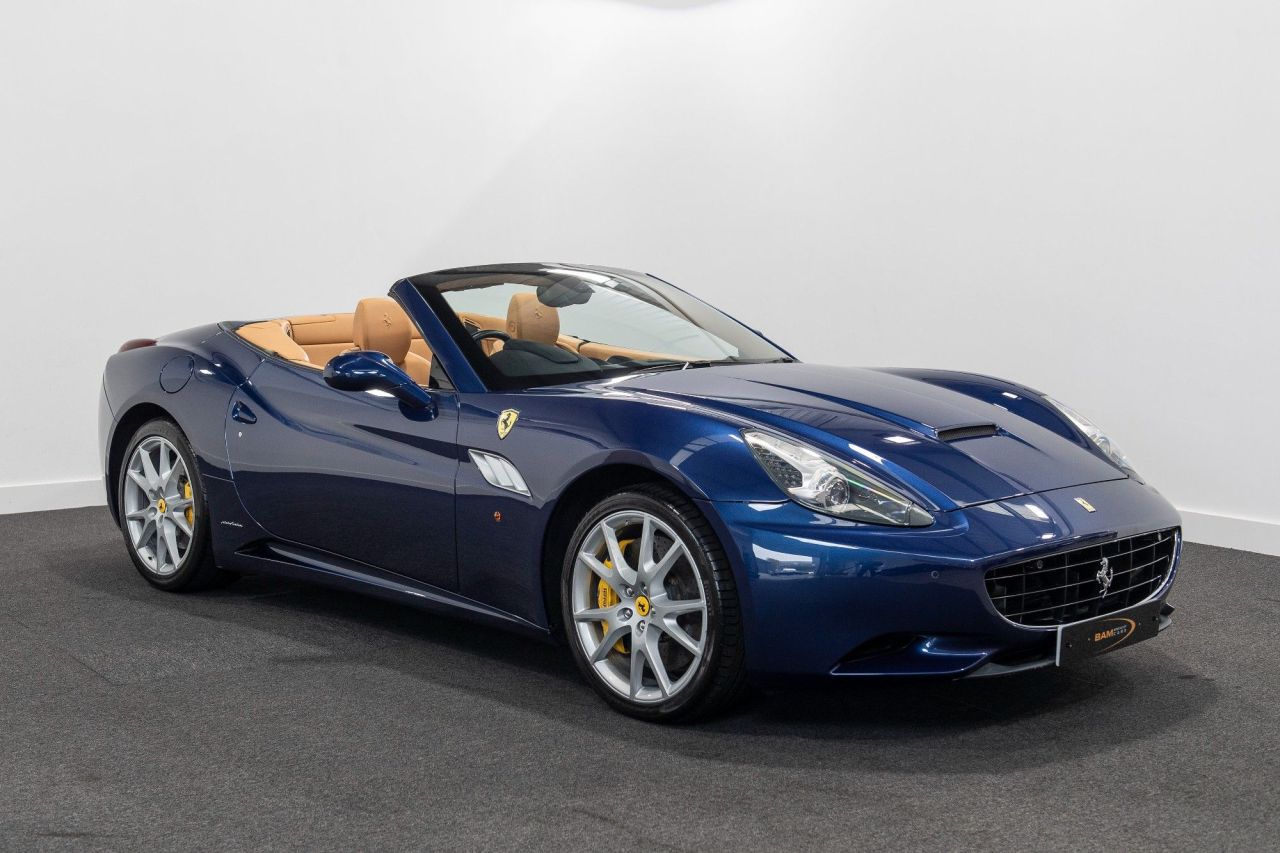 FERRARI CALIFORNIA 4.3 V8 2 P...