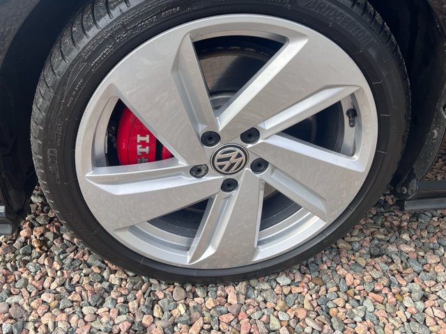 2020 VOLKSWAGEN GOLF - Photo 2