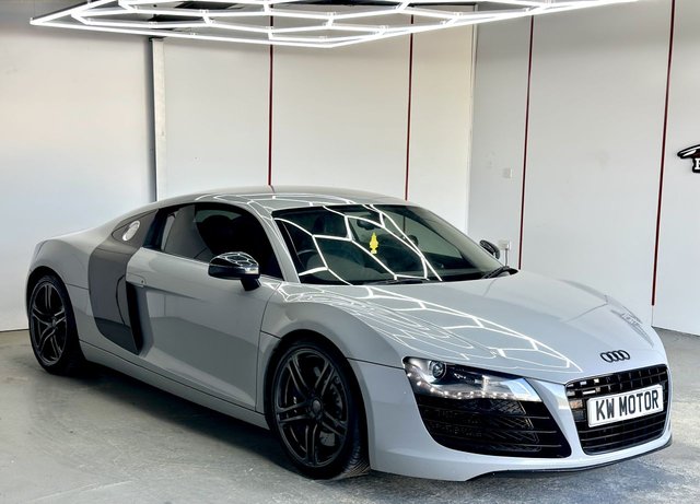 View our Audi R8 4.2 FSI V8 Coupe 2dr Petrol Manual quattro Euro 4 (420 ps)
