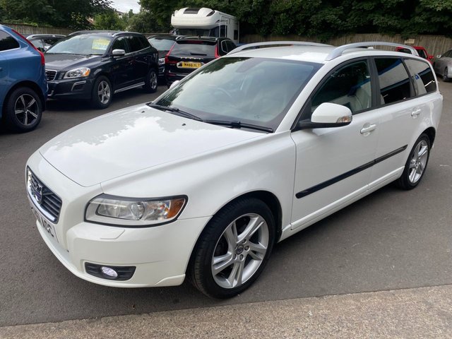 2011 61 Volvo V50 2.0 D3 SE Lux Edition Estate 5dr Diesel Geartronic Euro 5 (150 ps)