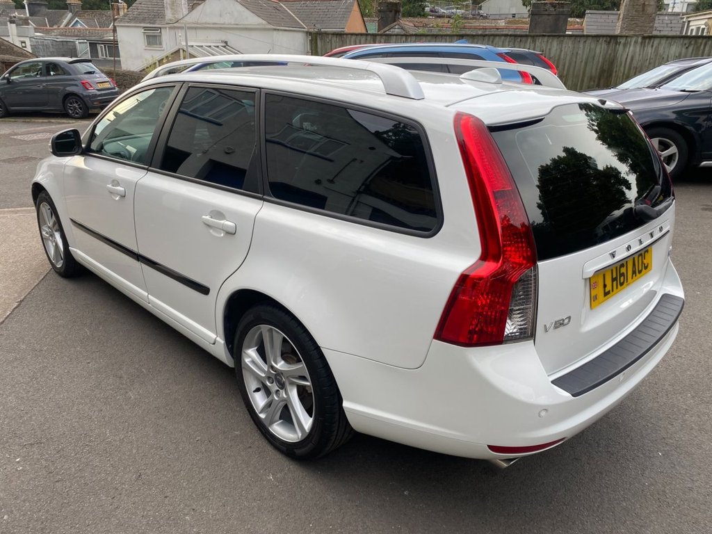 USED 2011 61 VOLVO V50 2.0 D3 SE Lux Edition Estate 5dr Diesel Geartronic Euro 5 (150 ps) LOW MILEAGE GREAT SPECIFICATION