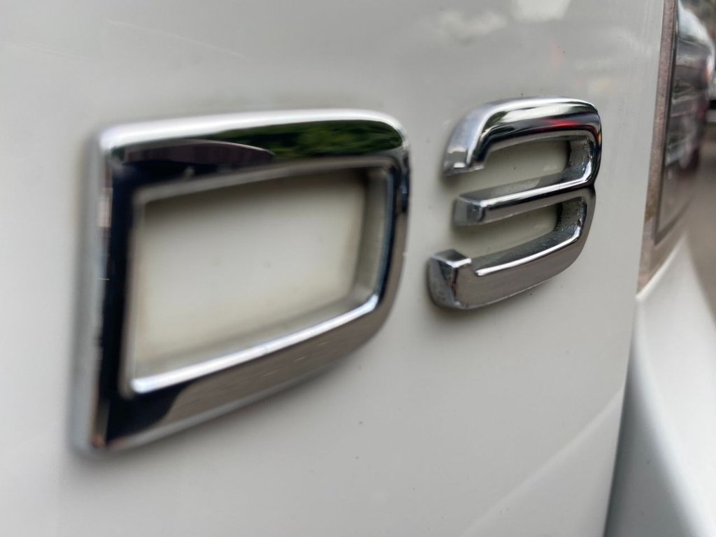 USED 2011 61 VOLVO V50 2.0 D3 SE Lux Edition Estate 5dr Diesel Geartronic Euro 5 (150 ps) LOW MILEAGE GREAT SPECIFICATION