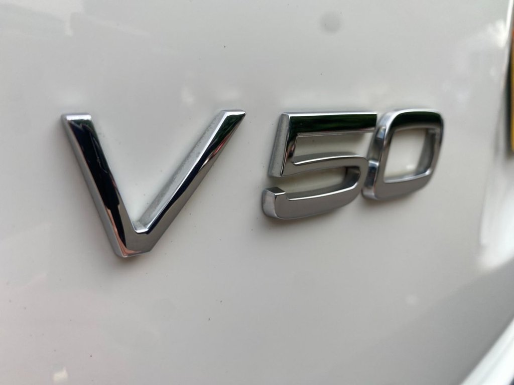 USED 2011 61 VOLVO V50 2.0 D3 SE Lux Edition Estate 5dr Diesel Geartronic Euro 5 (150 ps) LOW MILEAGE GREAT SPECIFICATION
