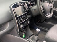 USED 2018 18 RENAULT CLIO 1.5 dCi Signature Nav Hatchback 5dr Diesel Manual Euro 6 (s/s) (90 ps) .....SAT NAV......Heated Seats..........Mega Spec !!