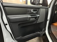 USED 2015 15 LAND ROVER DISCOVERY 4 3.0 SD V6 SE SUV 5dr Diesel Auto 4WD (213 g/km, 255 bhp) Meridian |7 seater Commercial | TOW