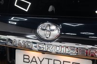 USED 2017 66 TOYOTA LAND CRUISER 2.8D Invincible SUV 5dr Diesel Auto 4WD Euro 6 (7 Seats) (177 ps) 