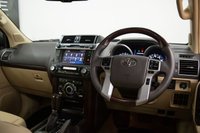 USED 2017 66 TOYOTA LAND CRUISER 2.8D Invincible SUV 5dr Diesel Auto 4WD Euro 6 (7 Seats) (177 ps) 